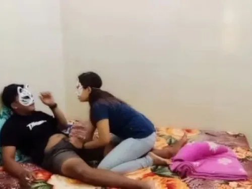 Istri Malam Jumat Pengen Ngewe